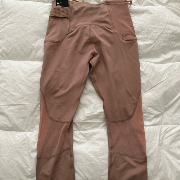 Nike workout leggings NUDE - Picture 7 of 8